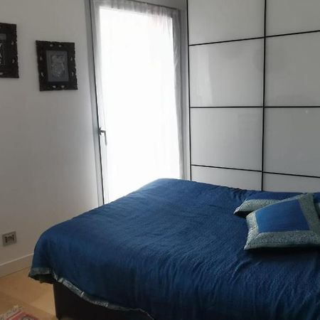 Eiffel Seightseing Apartment Paris Bagian luar foto